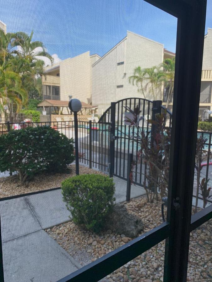 Siesta Key Escape Ground Floor Steps To Heated Pool And Free Trolley Apartment ภายนอก รูปภาพ