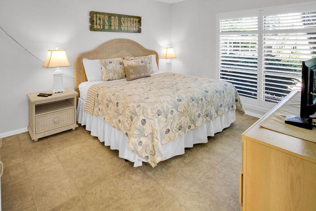 Siesta Key Escape Ground Floor Steps To Heated Pool And Free Trolley Apartment ภายนอก รูปภาพ